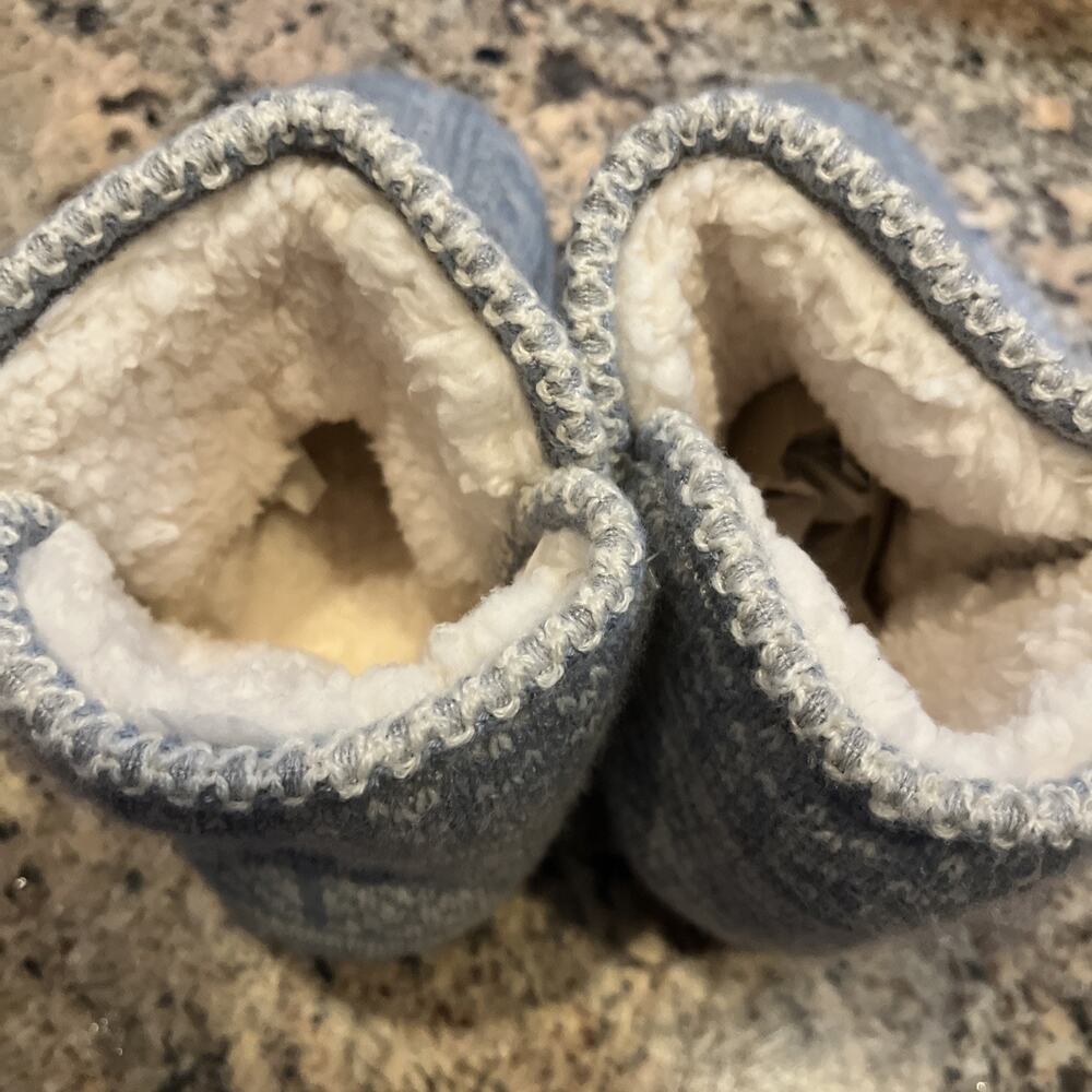 Ladies NWOT New MUK LUKS S 5-6 Blue Comfy Cozy Warm Lined Original Slipper Boots - Picture 4 of 6